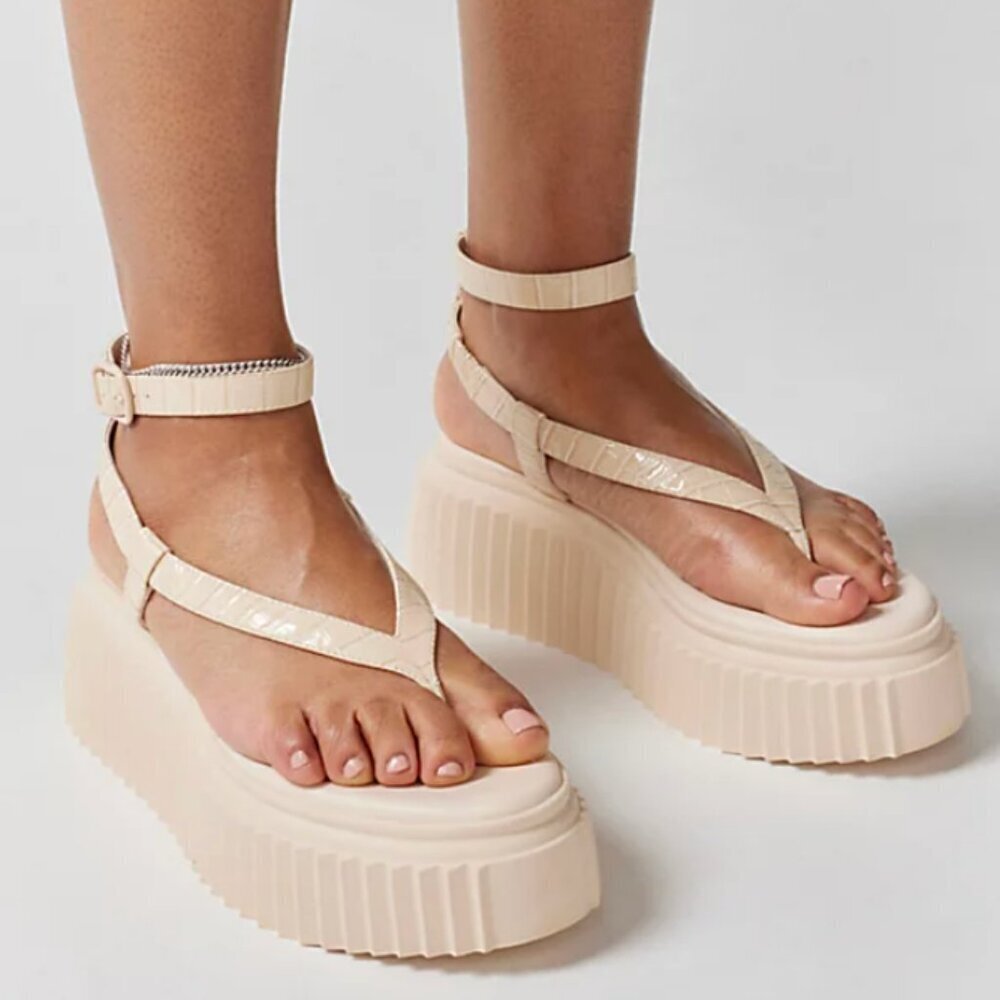 CIRCUS NY Women's Elana Platform Sandals